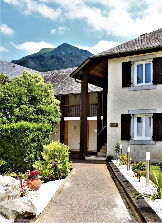 Auberge De La Vallee D'Ossau Izest Exterior foto